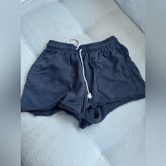 ONER ACTIVE RAW LOUNGE OVERSIZED SHORTS SIZE M. COAL COLOR - Picture 4 of 6